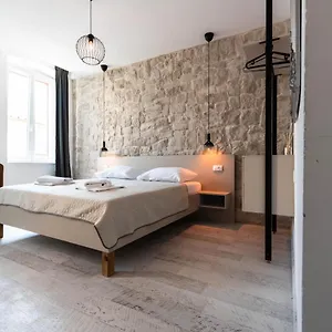 3* Gasthuis L&b Center